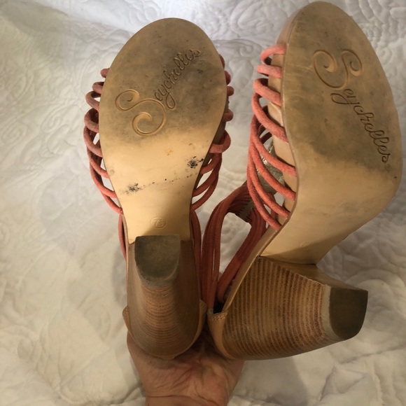 Seychelles strappy peeptoe heels - Picture 2 of 5